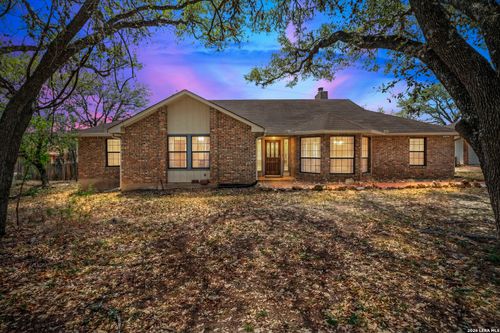 111 Clydesdale Dr, San Marcos, TX, 78666-1144 | Card Image
