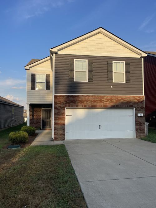 537 Spencer Ln, Ashland City, TN, 37015 | Card Image