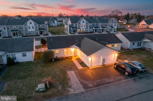 214 Magnolia Dr, MILLSBORO, DE, 19966-4290 | Card Image