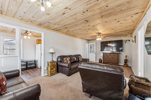 2301 27th Ave N, HUEYTOWN, AL, 35023-3025 | Card Image