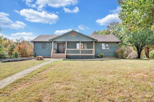 1296 Three Oaks Rd, Wirtz, VA, 24184-4218 | Card Image