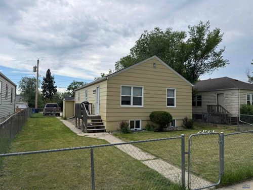 211 E Monroe Ave, Rapid City, SD, 57701-2515 | Card Image