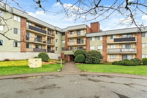209-45598 Mcintosh Dr, Chilliwack, BC, V2P7J3 | Card Image