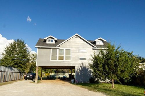 704 County Road 3554, Cleveland, TX, 77327-1707 | Card Image