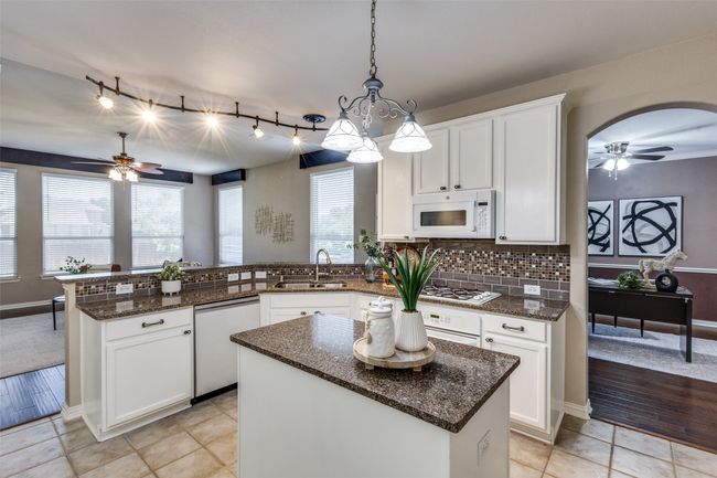 851 Sibyl Ln, House other with 4 bedrooms, 3 bathrooms and null parking in Prosper TX | Image 10