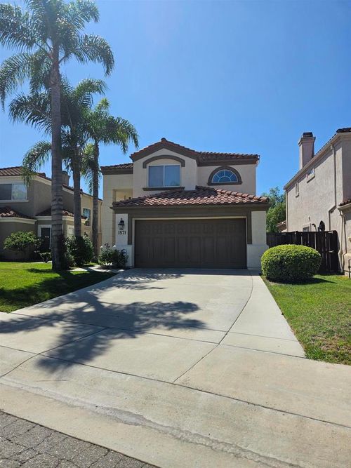 1571 Corte Daniel, Oceanside, CA, 92056-5640 | Card Image