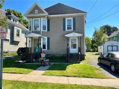 106 Bishop St, Watertown, NY, 13601-4604 | Card Image