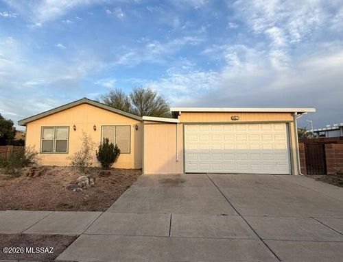 7263 S Ventanna De Las Piedras, Tucson, AZ, 85756-9751 | Card Image