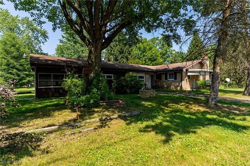 6677 Morningview Dr, Andover, OH, 44003-9785 | Card Image