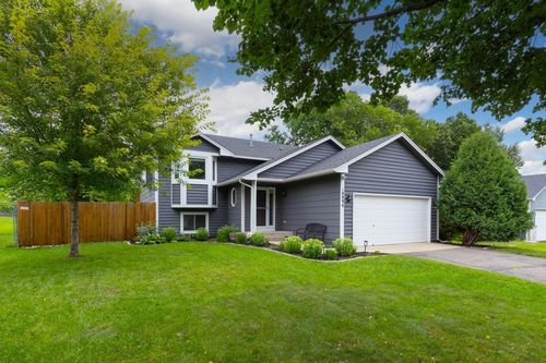 18890 Barrington Dr, Eden Prairie, MN, 55346-1013 | Card Image