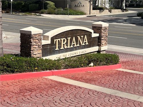 1995 Las Colinas Cir, Corona, CA, 92879-7810 | Card Image