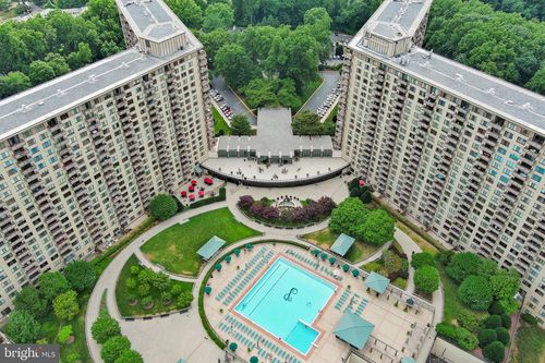 apt-1305n-5225 Pooks Hill Rd, BETHESDA, MD, 20814-2046 | Card Image