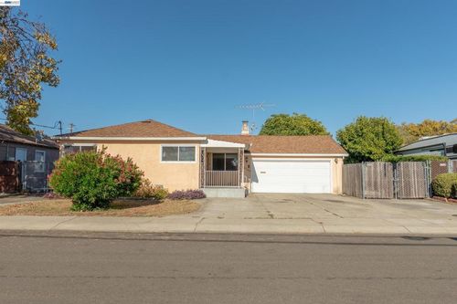 16182 Via Media, San Lorenzo, CA, 94580-2304 | Card Image
