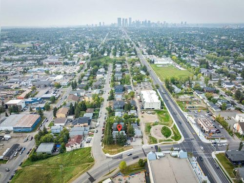 107 40 Ave Ne, Calgary, AB, T2E2N4 | Card Image