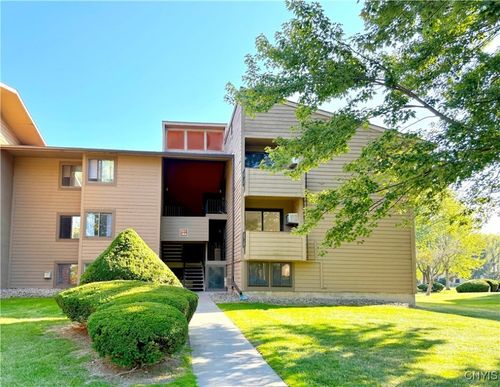 141 Watertree Dr, East Syracuse, NY, 13057-1919 | Card Image