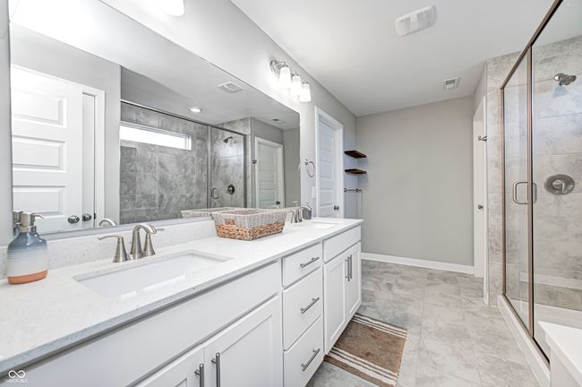 2428 Stonehill Way, House other with 5 bedrooms, 5 bathrooms and null parking in New Palestine IN | Image 24