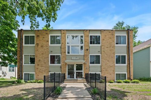 3521 12th Ave S, Minneapolis, MN, 55407-2167 | Card Image