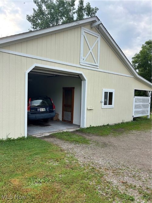 12778 Rockhaven Rd, Chesterland, OH, 44026-2752 | Card Image