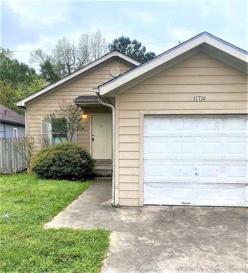 11734 Greensbrook Forest Dr, Houston, TX, 77044-7186 | Card Image