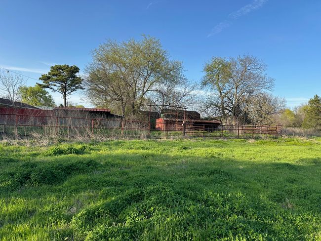 13080 Big Indian Rd, House other with 2 bedrooms, 1 bathrooms and null parking in Callisburg TX | Image 17
