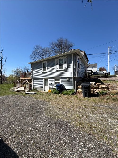 85 Pleasant St, Warwick, RI, 02886-4609 | Card Image