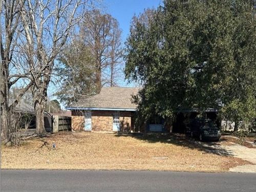 307 E Butcher Switch Rd, Lafayette, LA, 70507-3531 | Card Image