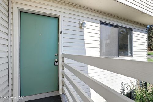 6-8204 N Ridgewood Dr, Hayden, ID, 83835-9180 | Card Image