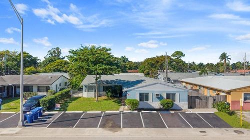 apt-1-4-5861 Ne 18th Ave, Fort Lauderdale, FL, 33334-6211 | Card Image