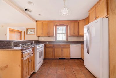 9 Cummings Road, House other with 3 bedrooms, 2 bathrooms and 1 parking in Newton MA | Image 3