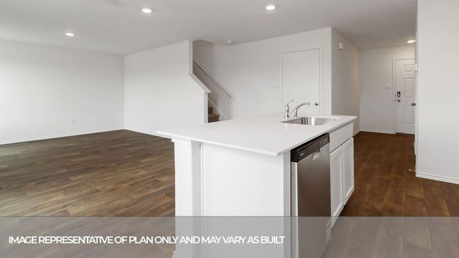 406 Wild Goose Drive, House other with 3 bedrooms, 3 bathrooms and null parking in Luling TX | Image 9