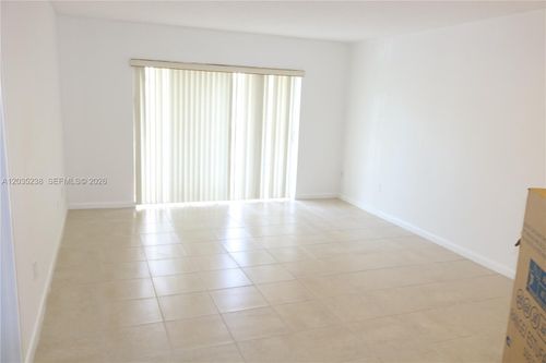 h-205-7800 Camino Real, Miami, FL, 33143-6845 | Card Image