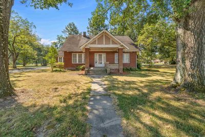 615 W Front Street, House other with 4 bedrooms, 2 bathrooms and null parking in Lonoke AR | Image 1