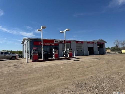 300 Frontage Rd, Cut Knife, SK, S0M0N0 | Card Image