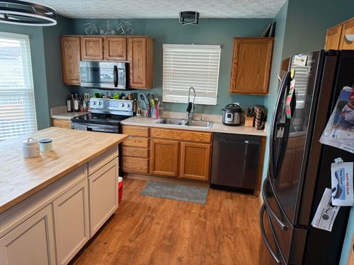 2062 Summer Banks Dr, Grove City, OH, 43123-4861 | Card Image