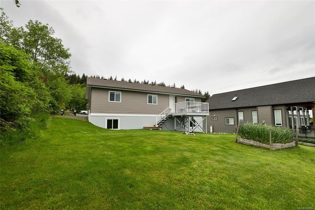 570 Venture Pl, House other with 2 bedrooms, 2 bathrooms and 3 parking in Port McNeill BC | Image 18