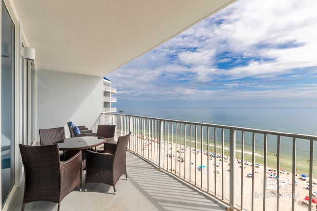 Balcony | Image 13