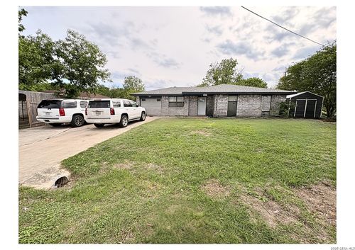 407 Peterson Dr, Kerrville, TX, 78028-2623 | Card Image