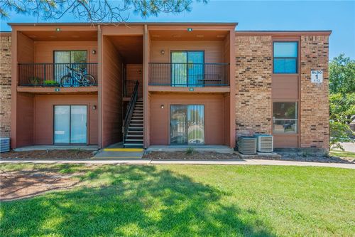 apt-11-904 University Oaks Blvd, College Station, TX, 77840-3502 | Card Image
