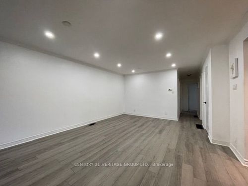 231 Blue Grass Blvd, Richmond Hill, ON, L4C3H1 | Card Image