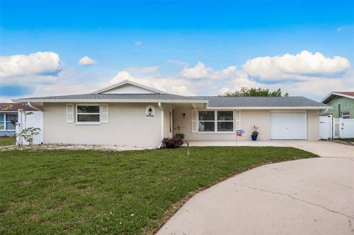 8906 Catalina Dr, PORT RICHEY, FL, 34668-5758 | Card Image