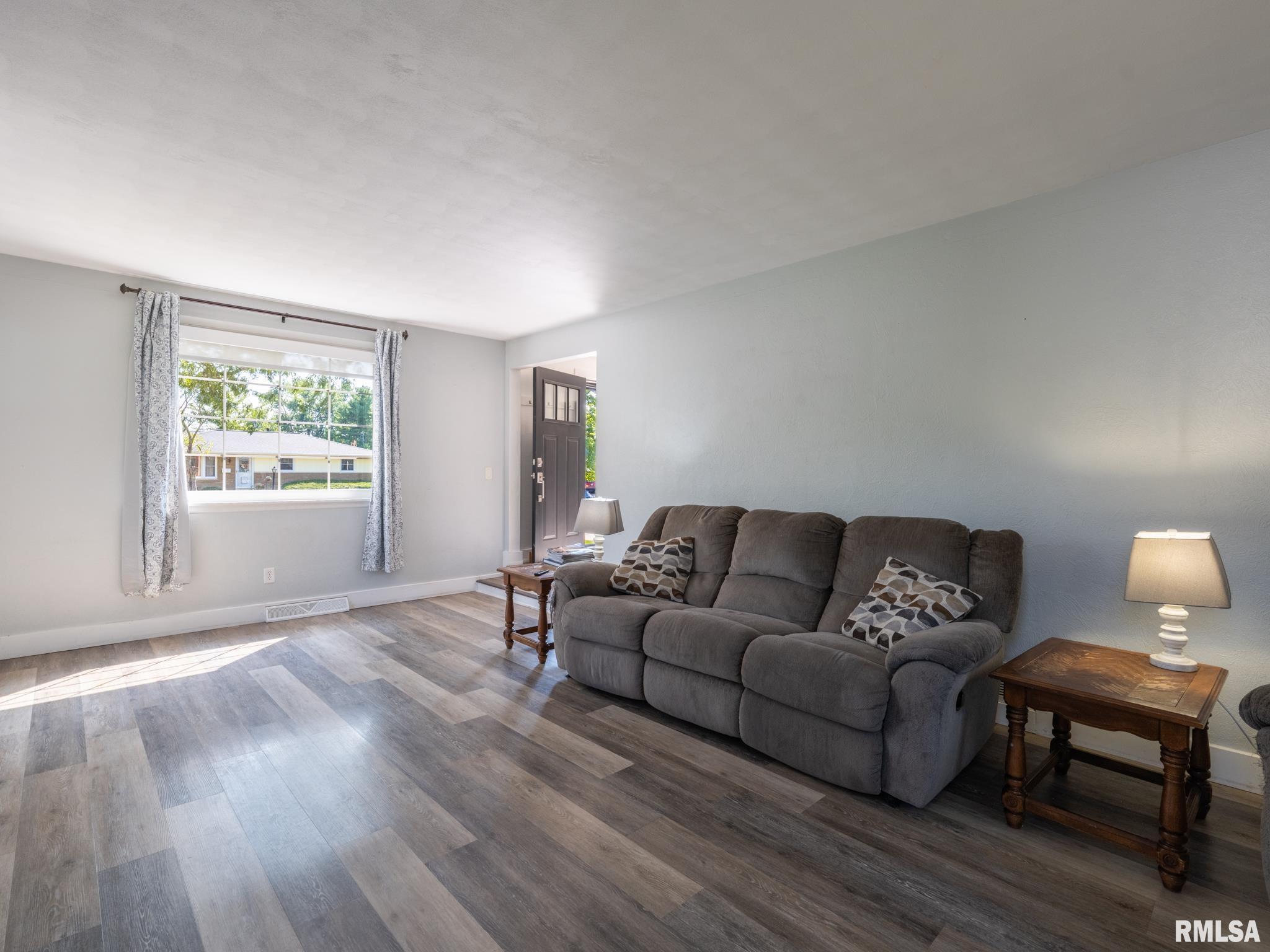 Residential in Morton 5