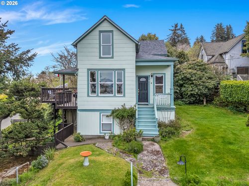 240 Lincoln St, Astoria, OR, 97103 | Card Image