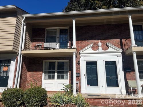 d-626 Walnut St, Statesville, NC, 28677-5175 | Card Image