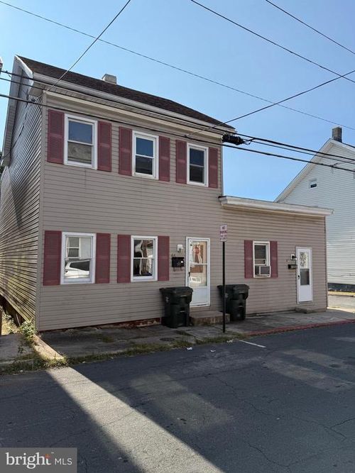 66 Elizabeth St, HAGERSTOWN, MD, 21740-5335 | Card Image