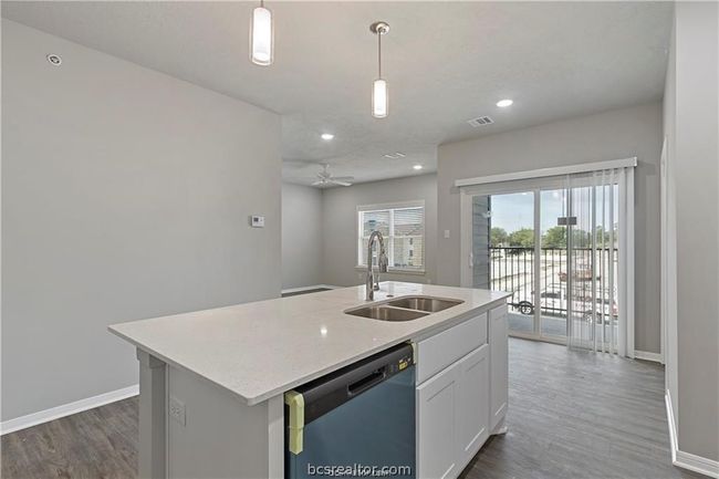 UNIT-1214 - 1326 Prairie Dr, Condo with 3 bedrooms, 3 bathrooms and null parking in Bryan TX | Image 8