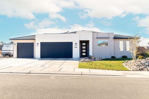 3012 S 3430 E, St George, UT, 84790-7070 | Card Image