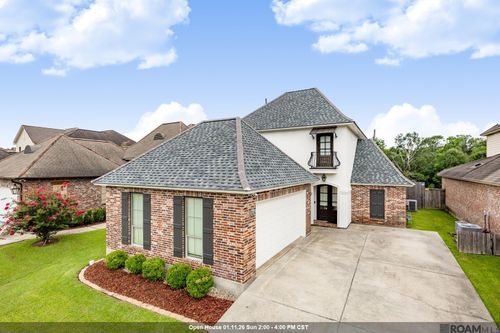18213 Vis A Vis Ave, Baton Rouge, LA, 70817-7686 | Card Image