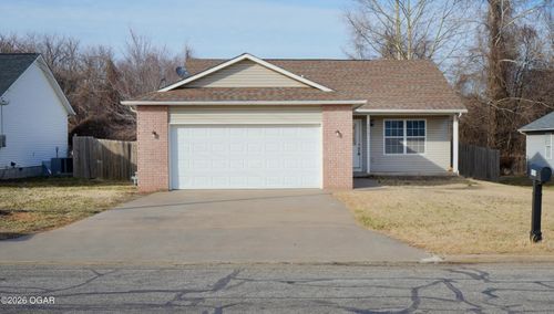 2013 W 2nd Street, Joplin, MO, 64801 | Card Image