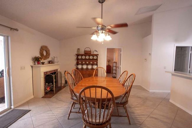 1019 Se Euclid Ln, House other with 3 bedrooms, 2 bathrooms and null parking in Port St Lucie FL | Image 18