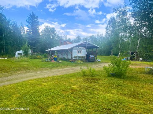 19708 E Montana Creek Rd, Talkeetna, AK, 99676 | Card Image